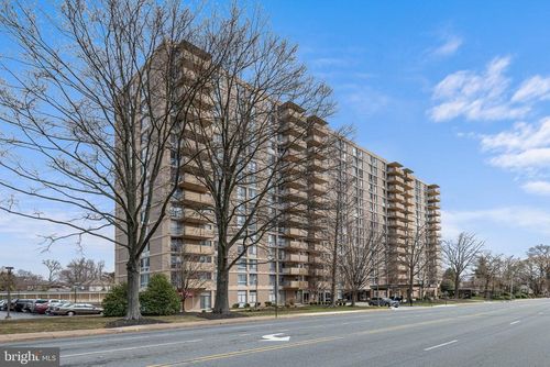 1011-2401 Pennsylvania Ave, WILMINGTON, DE, 19806-1417 | Card Image