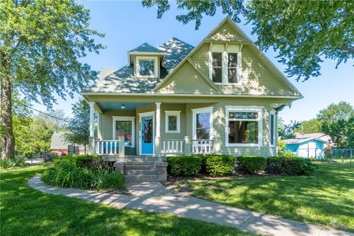 308 S Hughes St, Hamilton, MO, 64644-1329 | Card Image