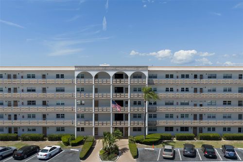 516-5603 80th St N, St Petersburg, FL, 33709-5888 | Card Image