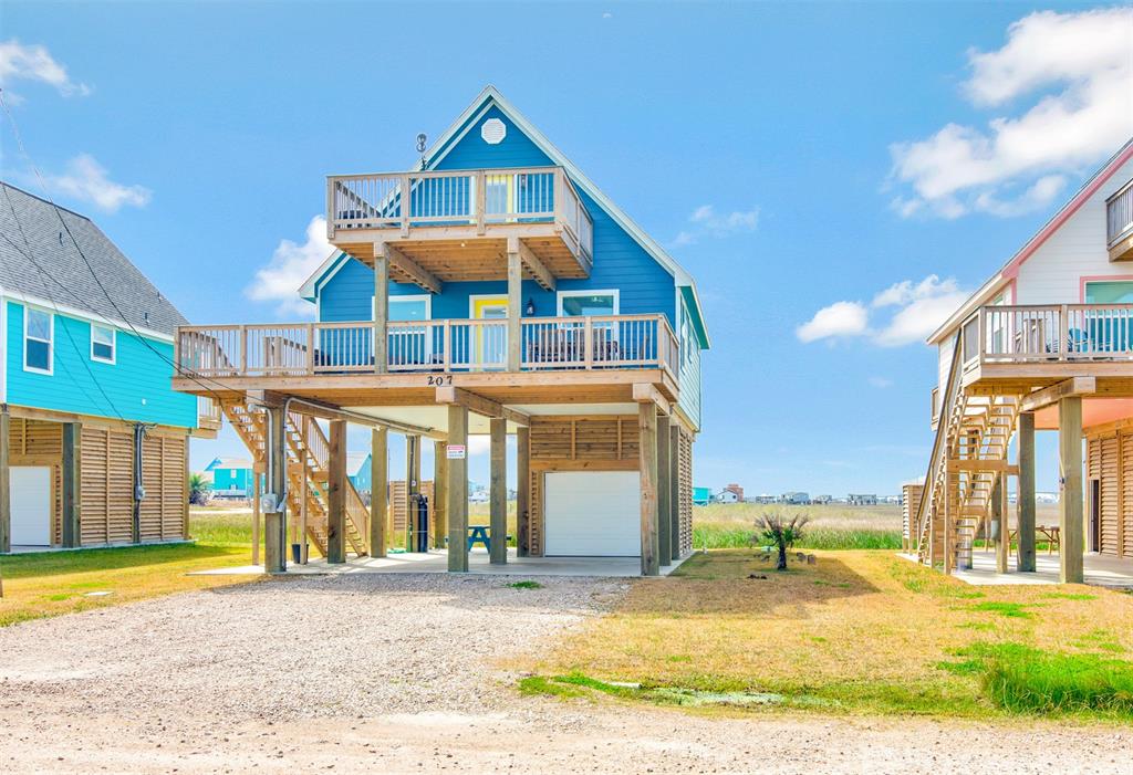 Sea Oats Dr, Freeport, TX 77541