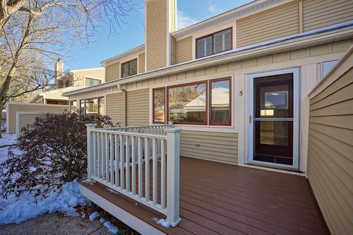 5-5 Spinnaker Way, Portsmouth, NH, 03801-3327 | Card Image
