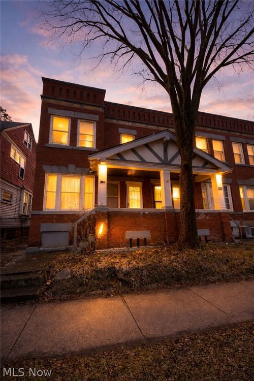 1818 Knowles St, East Cleveland, OH, 44112-3919 | Card Image