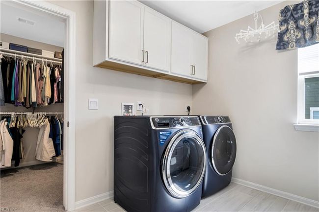 Laundry on 2nd floor. | Image 26