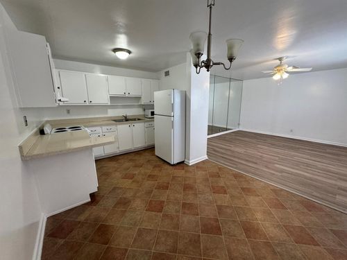 apt-37-810 Lake Shore Dr, Lake Park, FL, 33403-2948 | Card Image