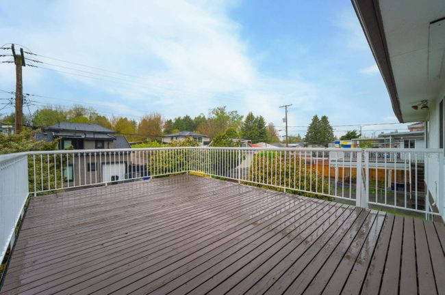 6081 Sherbrooke Street, House other with 3 bedrooms, 1 bathrooms and 3 parking in Vancouver BC | Image 13