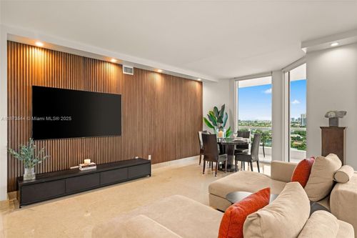apt-1102-21200 Ne 38th Ave, Aventura, FL, 33180-3756 | Card Image