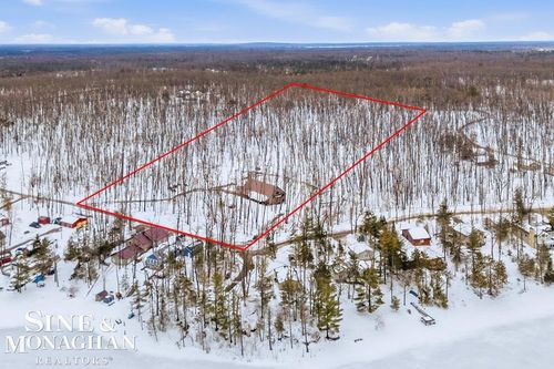 14792 13th Street, Charlton Township, MI, 49751 | Card Image
