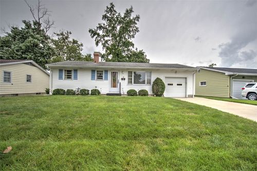 5 Ridge Dr, Decatur, IL, 62521-5421 | Card Image