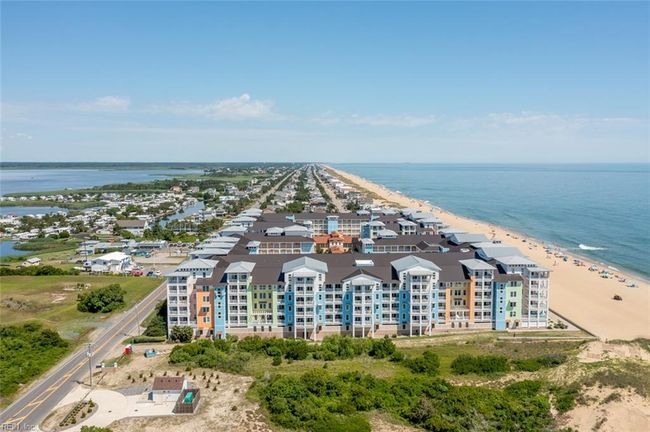 APT-121B - 3738 Sandpiper Rd, House attached with 2 bedrooms, 2 bathrooms and null parking in Virginia Beach VA | Image 7