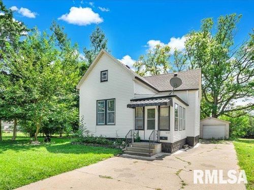 1018 E Lake Avenue, Peoria Heights, IL, 61614 | Card Image