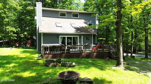 101 Summit Dr, Greentown, PA, 18426-7473 | Card Image
