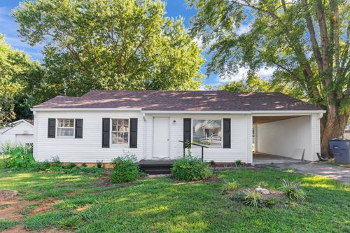 104 Virginia St, McMinnville, TN, 37110-1634 | Card Image