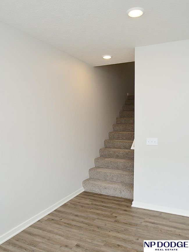 20856 S Plz, Townhouse with 3 bedrooms, 3 bathrooms and 2 parking in Elkhorn NE | Image 12