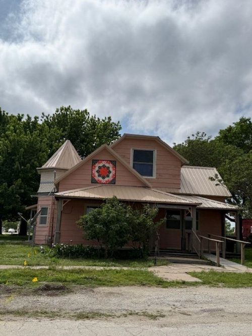 503 Elm St, Burden, KS, 67019-9509 | Card Image