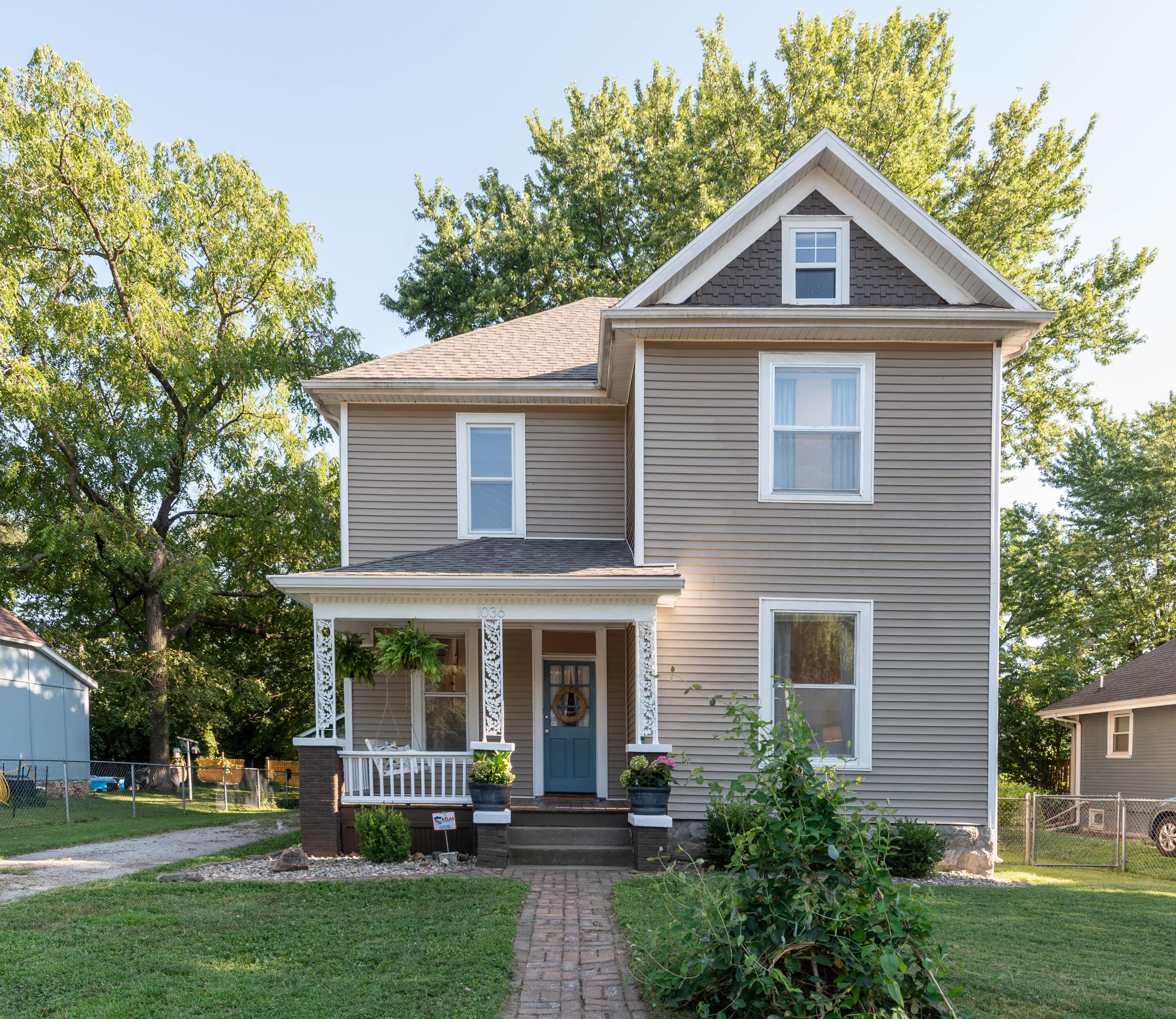 Scott St, Springfield, MO 65802