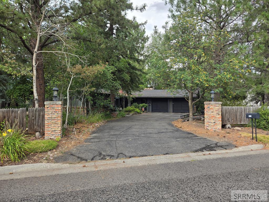 4th , Saint Anthony, ID 83445