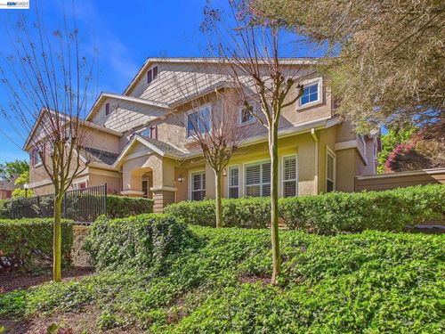 320 Sutter Creek Ln, San Ramon, CA, 94583-2666 | Card Image