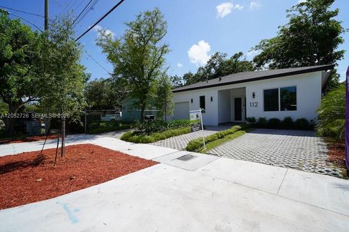 112 Nw 24th Ct, Miami, FL, 33125-5232 | Card Image