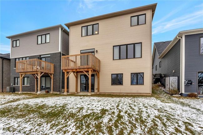 90 David St, House other with 4 bedrooms, 4 bathrooms and 4 parking in Hagersville ON | Image 43