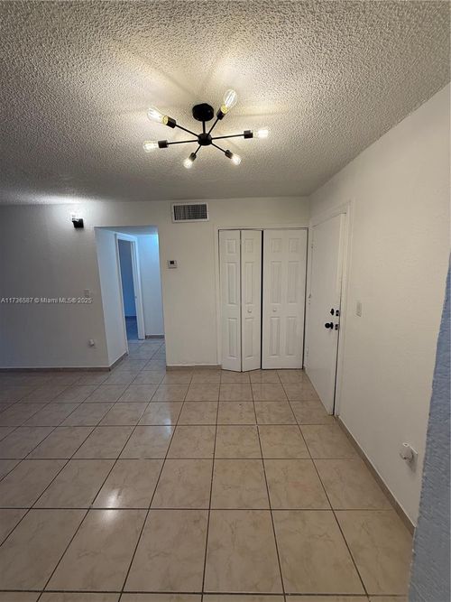 apt-111-666 W 81st St, Hialeah, FL, 33014-4142 | Card Image
