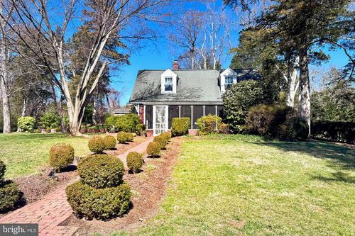 8022 E Boulevard Dr, ALEXANDRIA, VA, 22308-1309 | Card Image