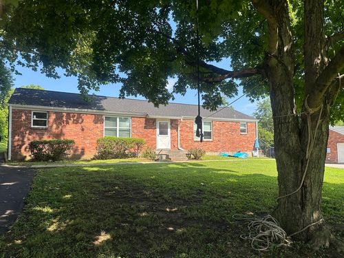 18 Fairway Dr, Nashville, TN, 37214-2131 | Card Image
