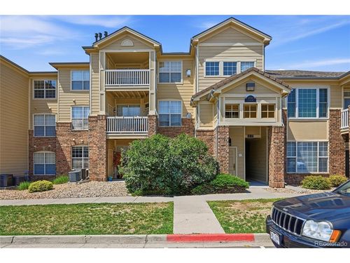 14-303-5755 N Genoa Way, Aurora, CO, 80019-2089 | Card Image