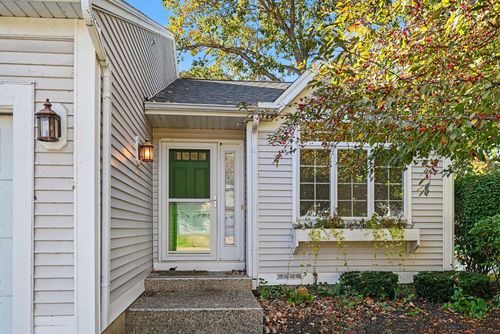 266 Winter Oak E, Holland, MI, 49424-6642 | Card Image