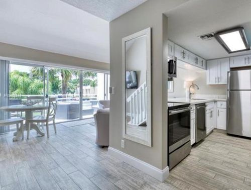 apt-m2-202-1605 S Us Highway 1, Jupiter, FL, 33477-7101 | Card Image