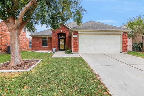 7204 Welshman Dr, Fort Worth, TX, 76137-6661 | Card Image