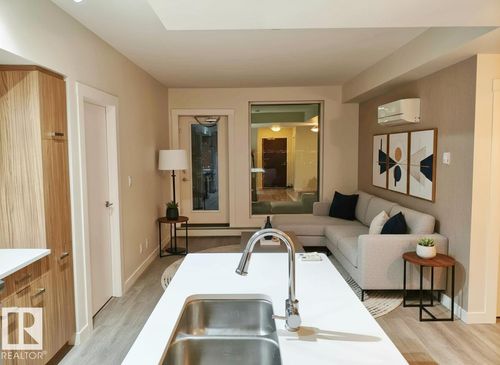 2505-10410 102 Ave Nw, Edmonton, AB, T5J0E9 | Card Image