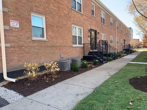 1-7227 Thomas St, River Forest, IL, 60305-1563 | Card Image