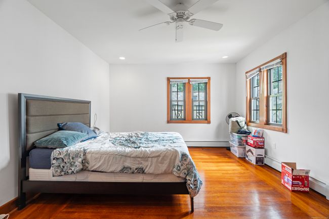 623 Whitney Ave, Home with 21 bedrooms, 13 bathrooms and 12 parking in New Haven CT | Image 25