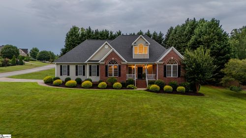 735 Brookdale Dr, Greer, SC, 29651-5626 | Card Image