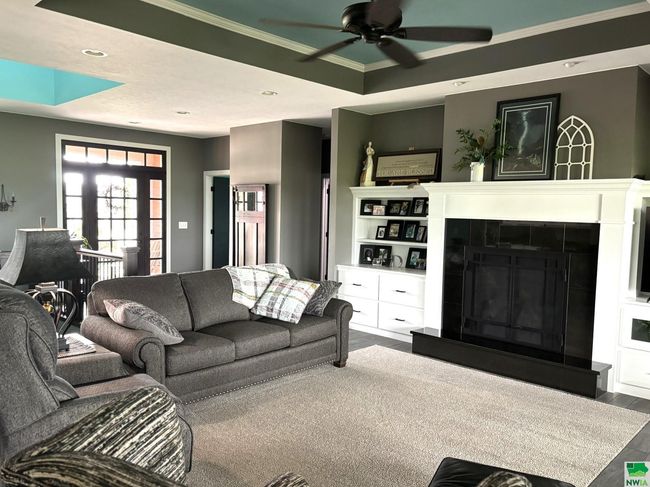 925 Sunrise Trl, House other with 5 bedrooms, 3 bathrooms and null parking in Sioux Center IA | Image 10