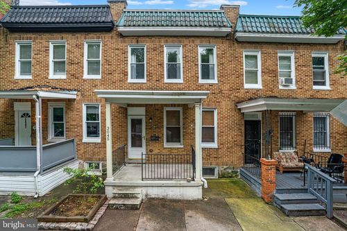 3045 Frisby St, BALTIMORE, MD, 21218-4235 | Card Image