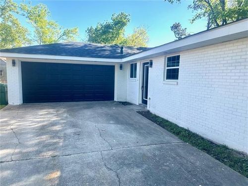 111 Marmillian Loop, Reserve, LA, 70084-6242 | Card Image