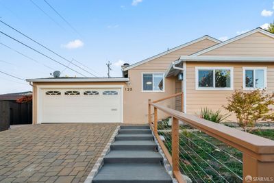 125 Linda Vista, House other with 2 bedrooms, 1 bathrooms and 2 parking in Millbrae CA | Image 3