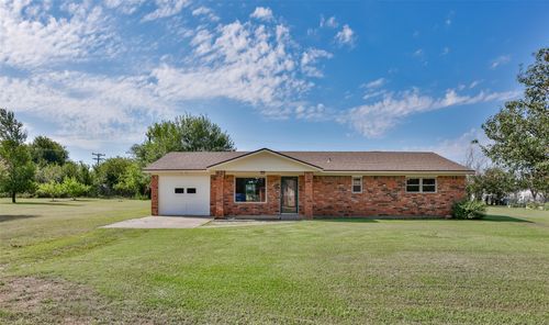 374 County Road 173, Gainesville, TX, 76240-7361 | Card Image