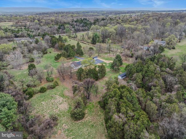 89 Morgan Grove Rd, Home with 4 bedrooms, 3 bathrooms and null parking in SHEPHERDSTOWN WV | Image 60