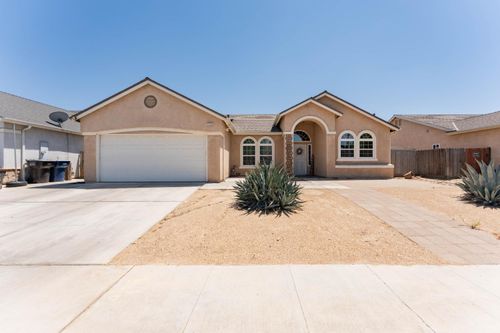2355 Kelty Meadow Ave, Tulare, CA, 93274-7490 | Card Image