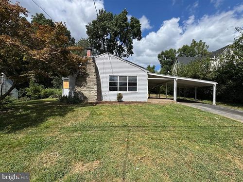 41 Railroad Ave, GLENOLDEN, PA, 19036-1922 | Card Image
