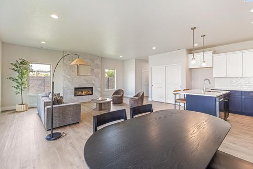 7402 Grapevine Ct, West Richland, WA, 99353-5585 | Card Image