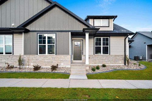 2878 Howard, Howard, WI, 54313 | Card Image