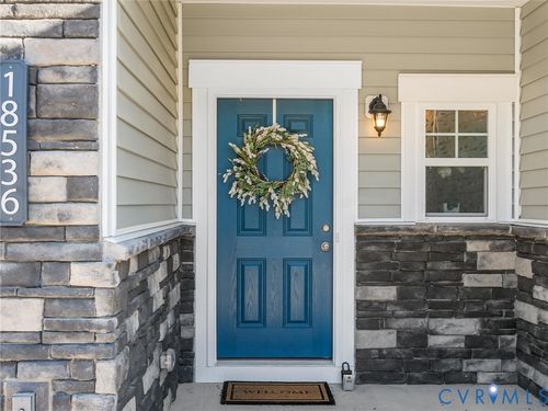 18536 Palisades Rdg, Moseley, VA, 23120-2353 | Card Image