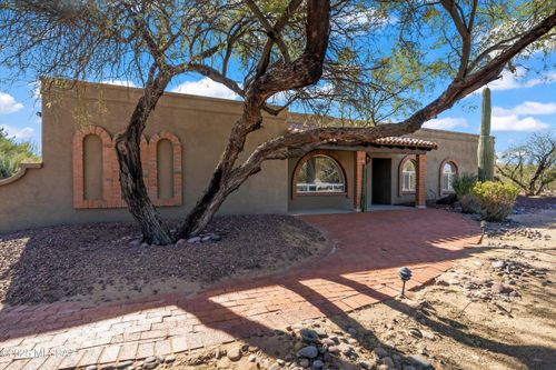 901 W Calle De Julio, Green Valley, AZ, 85614 | Card Image