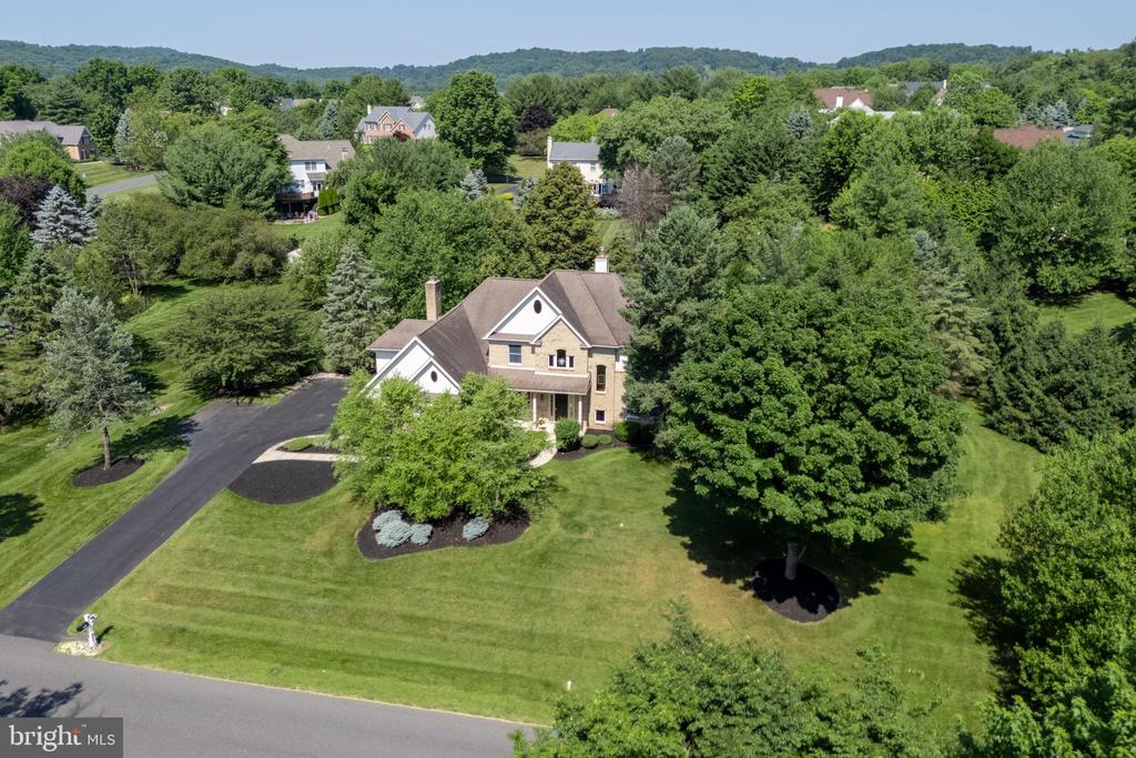 Majestic Overlook Dr, Bethlehem, PA 18015