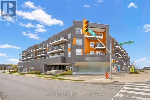 418-430 Essa Rd, Barrie, ON, L9J0M1 | Card Image