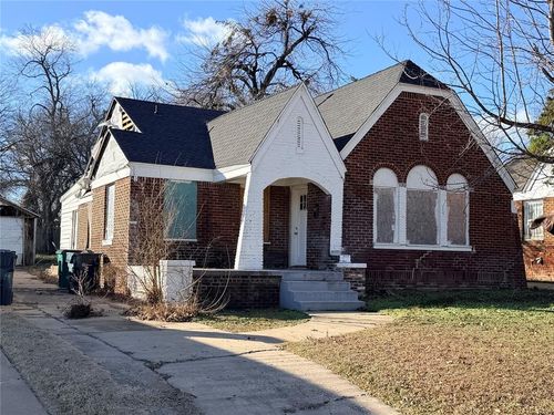 704 Nw 28th St, Oklahoma City, OK, 73103-1009 | Card Image