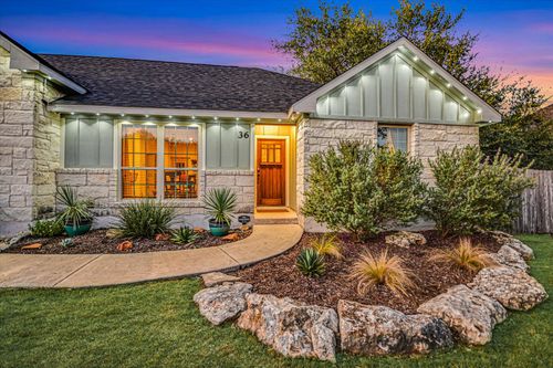 36 Ridgewood Cir, Wimberley, TX, 78676-2146 | Card Image